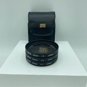 HOYA Close Up Lens Filter Set 52mm +1 +2 and +4 Threaded Screw On w/ Black Case